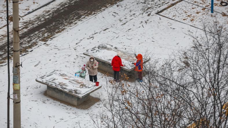 一个“孤岛”乡镇的运行